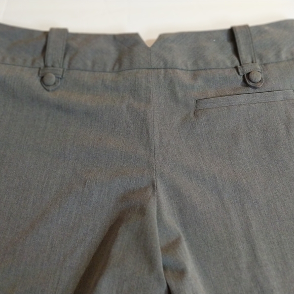 MOSINO Women's Gray Straight Leg Jeans Caprice. - Picture 7 of 13